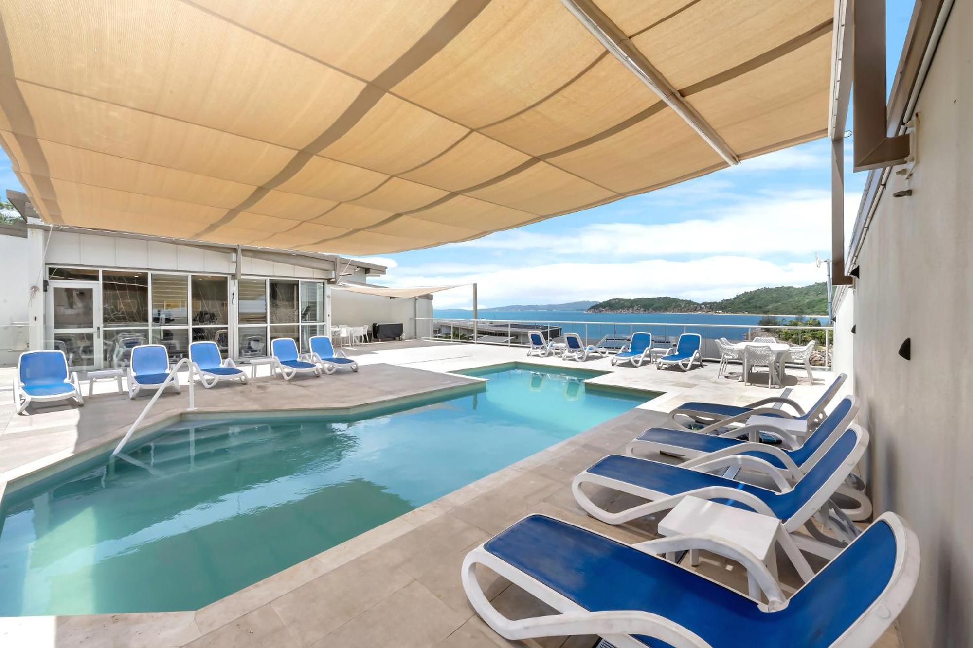 Nelly Bay Tropical Retreat - 1406ヴィラ エクステリア 写真